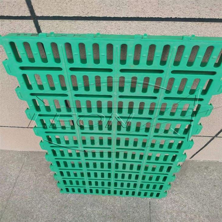 Piso de ripas de plástico para ovelhas e cabras